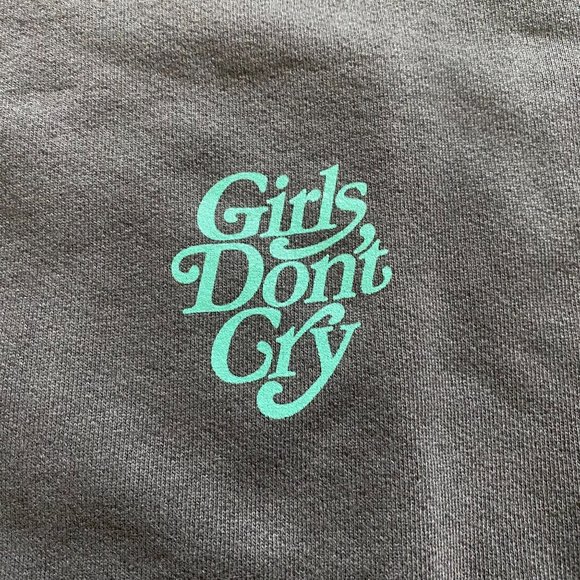 NEW GIRLS DON'T CRY GDC TONAL VINTAGE BLACK CREWNECK SZ SMALL - Picture 6 of 10